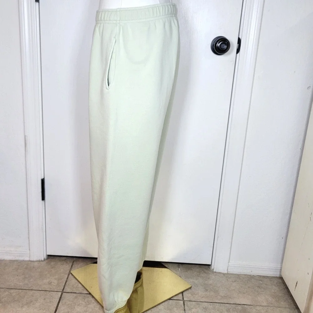 TNA Aritzia Sage Green Sweatpants Size Small Cozy High Rise Lounge Joggers